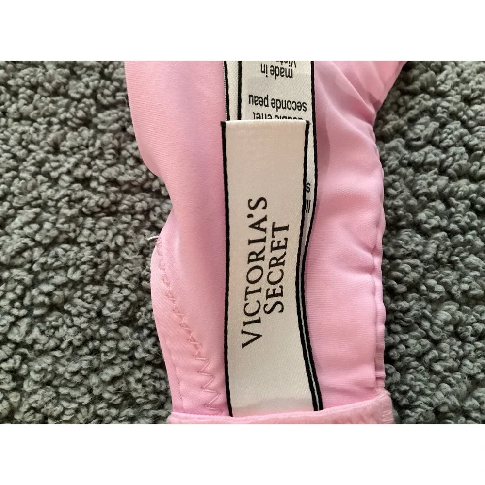 Victoria Secret Pink‎ T-Shirt Lightly Lined Wireless Bra 32DDD Pink Love Straps